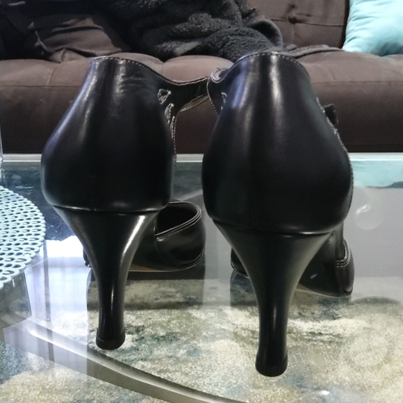 Cole Haan Ankle strap Mary Jane heels sz 7.5 - Picture 3 of 7